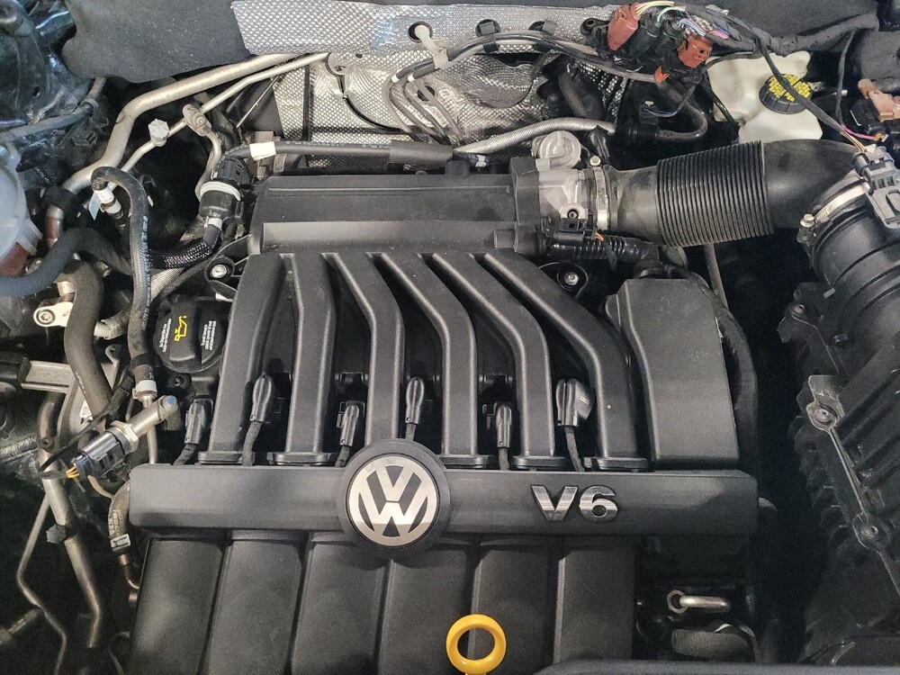 2021 Volkswagen Atlas in Gainesville, FL 32609 - 18045077 30