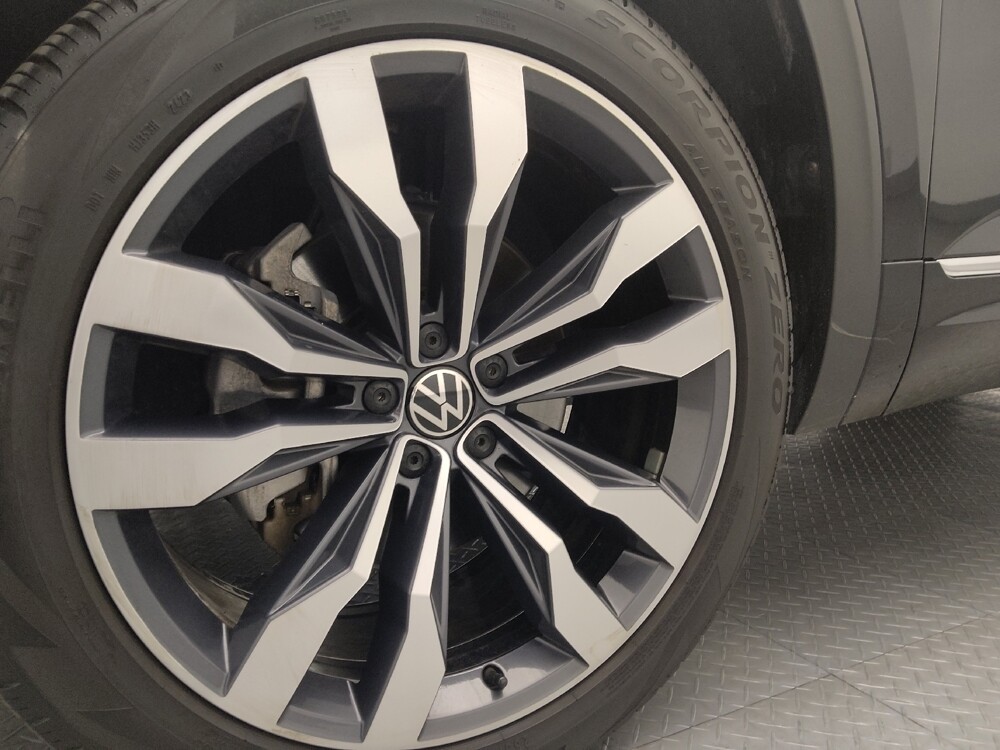 2021 Volkswagen Atlas in Gainesville, FL 32609 - 18045077 31