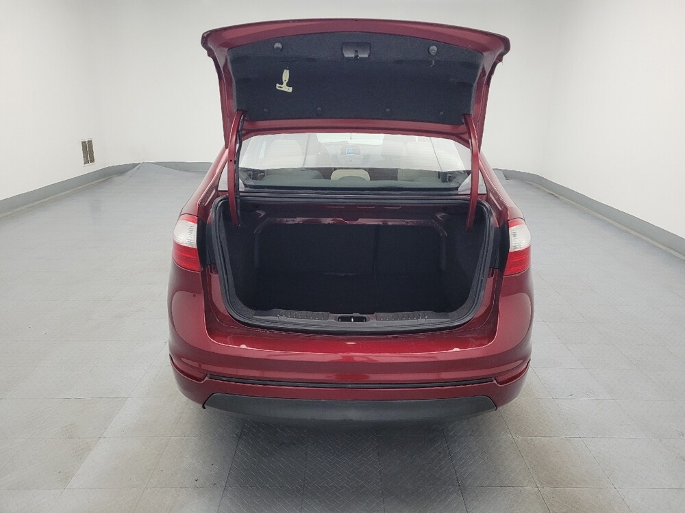 2015 Ford Fiesta in Maple Heights, OH 44137 - 18045116 29