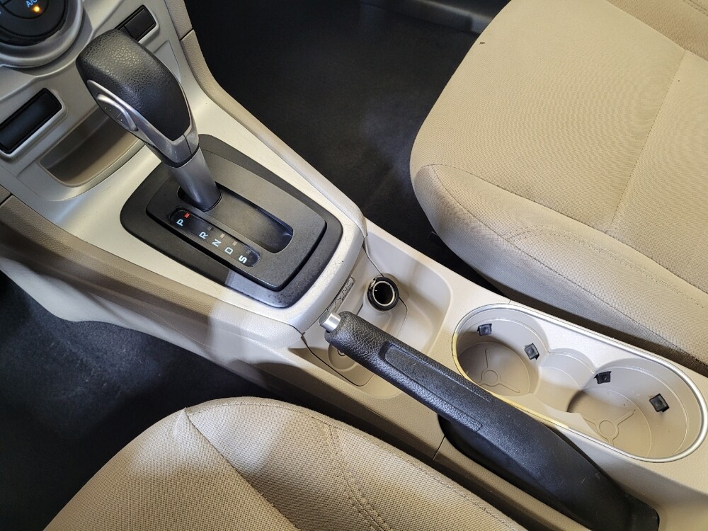 2015 Ford Fiesta in Maple Heights, OH 44137 - 18045116 26