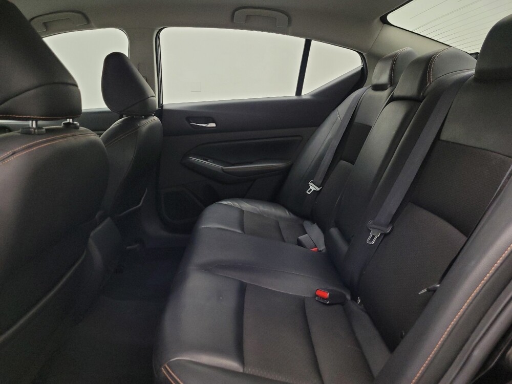 2021 Nissan Altima in Peoria, IL 61615 - 18045140 18