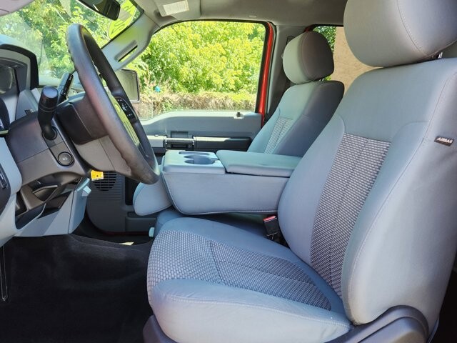 2016 Ford F350 in Cinnaminson, NJ 08077 - 18045179 11