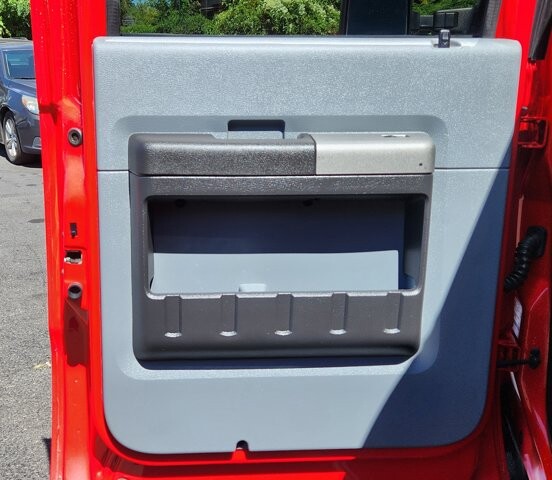 2016 Ford F350 in Cinnaminson, NJ 08077 - 18045179 12