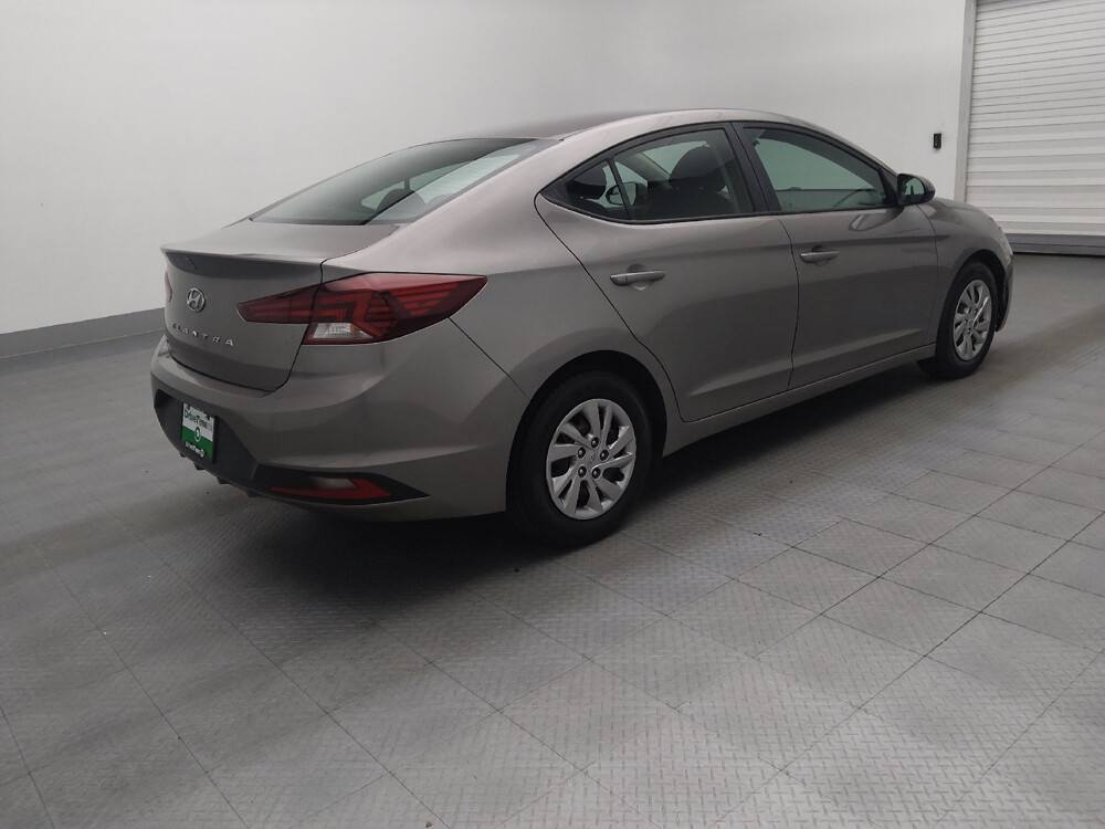 2020 Hyundai Elantra in Pensacola, FL 32505 - 18045361 10