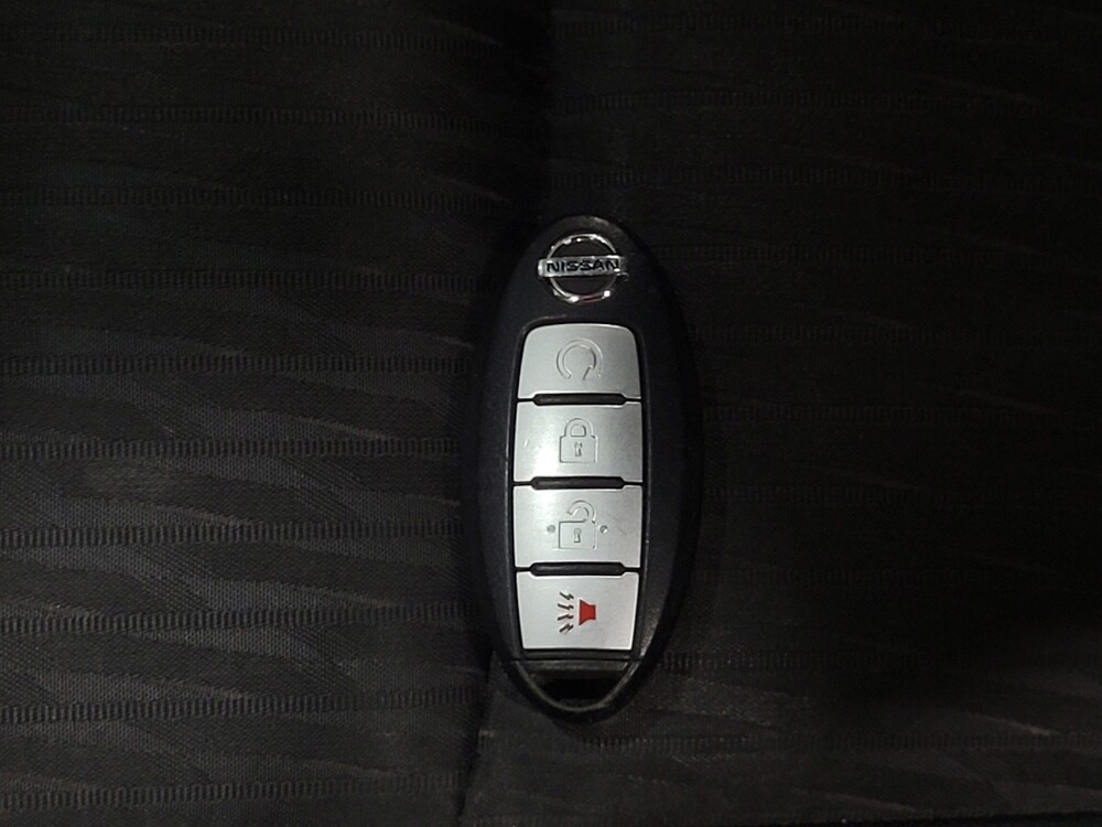 2017 Nissan Rogue in Williamstown, NJ 8094 - 18045570 32