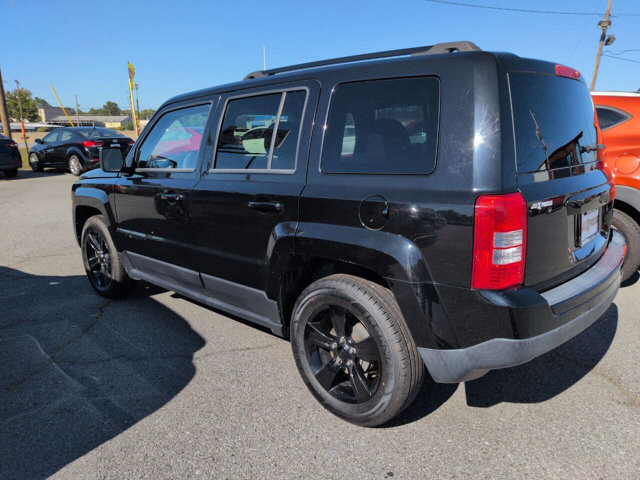 2015 Jeep Patriot in North Little Rock, AR 72117-1620 - 18045685 3