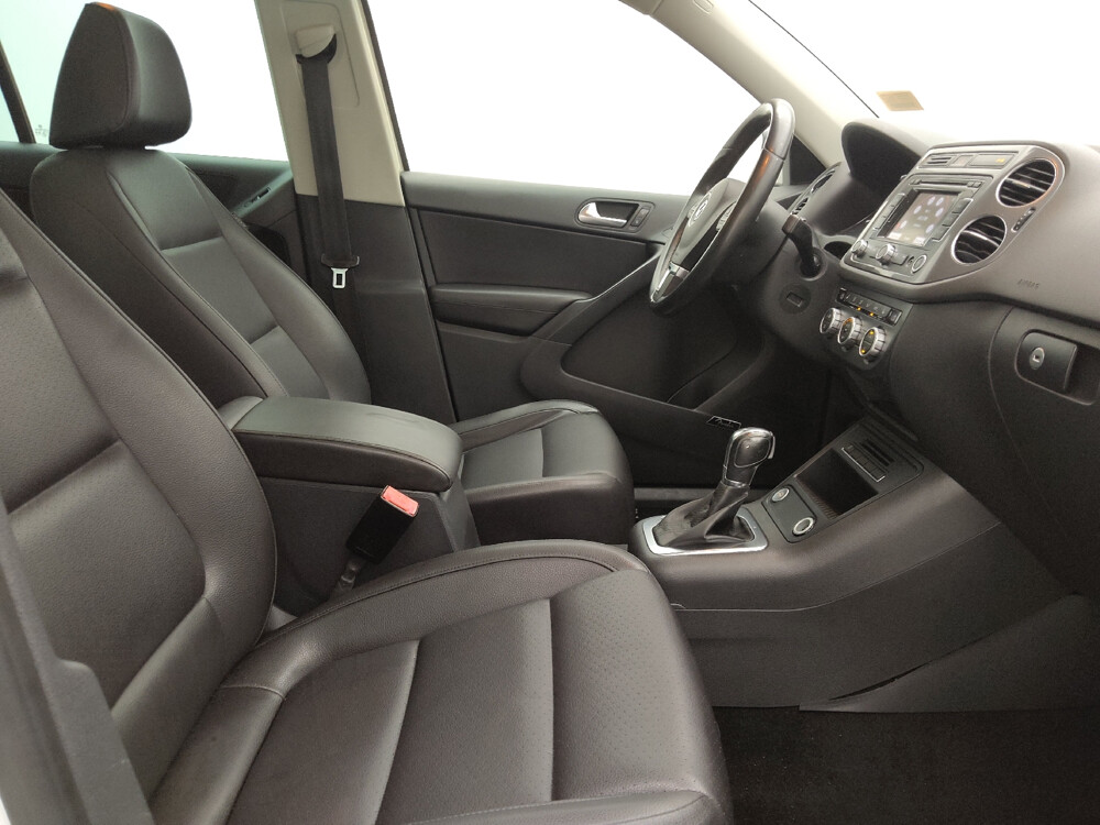 2014 Volkswagen Tiguan in Gladstone, MO 64118 - 18045751 21