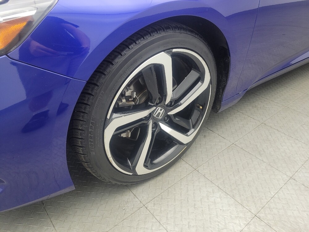 2021 Honda Accord in Springfield, MO 65807 - 18045835 31