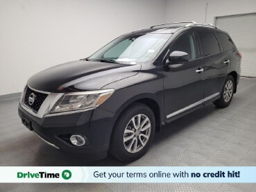 2016 Nissan Pathfinder in Montclair, CA 91763