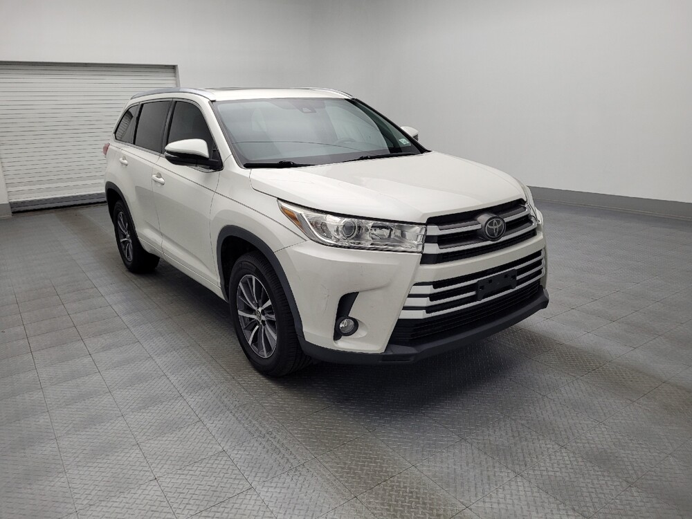 2018 Toyota Highlander in West Palm Beach, FL 33409 - 18046051 13