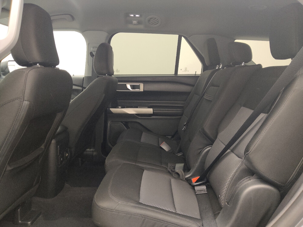 2022 Ford Explorer in St. Louis, MO 63136 - 18046098 18