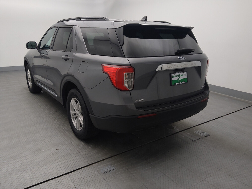 2022 Ford Explorer in St. Louis, MO 63136 - 18046098 5