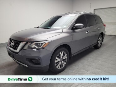 2020 Nissan Pathfinder in Riverside, CA 92504
