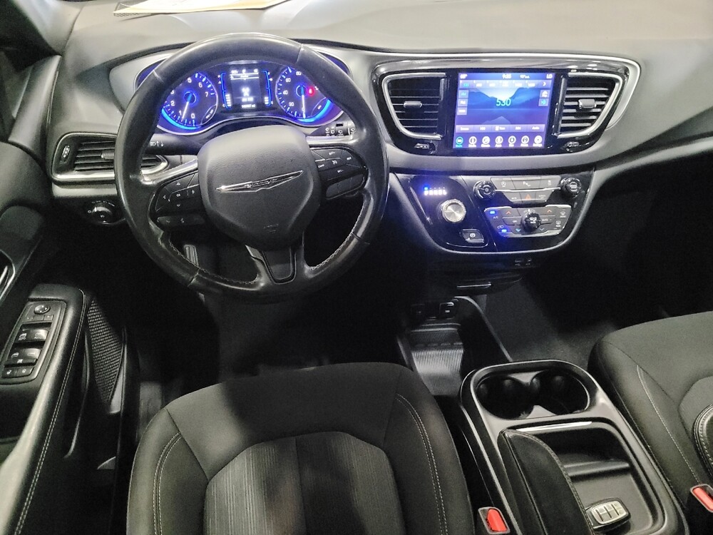 2019 Chrysler Pacifica in Temple Hills, MD 20746 - 18046174 22