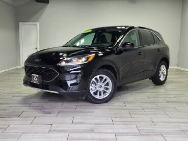 2020 Ford Escape in Cinnaminson, NJ 08077