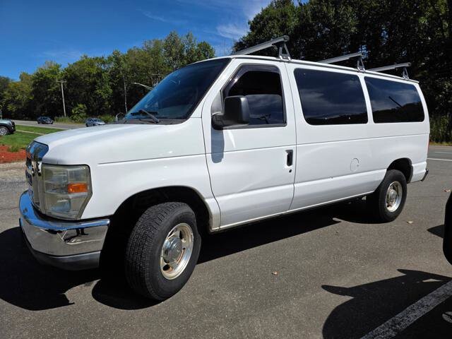 2010 Ford E-350 and Econoline 350 in Blauvelt, NY 10913 - 18046292 3