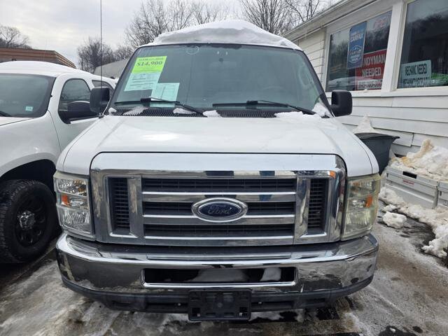 2010 Ford E-350 and Econoline 350 in Blauvelt, NY 10913 - 18046292 3