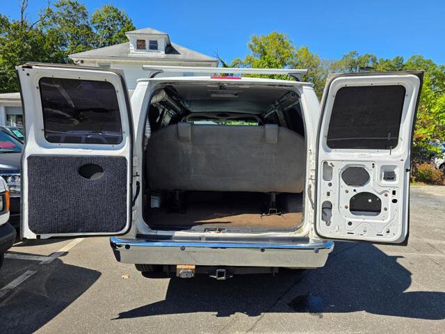 2010 Ford E-350 and Econoline 350 in Blauvelt, NY 10913 - 18046292 27