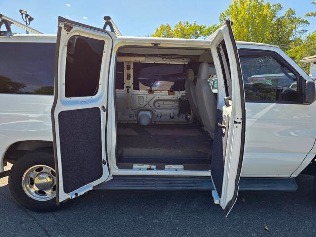 2010 Ford E-350 and Econoline 350 in Blauvelt, NY 10913 - 18046292 45