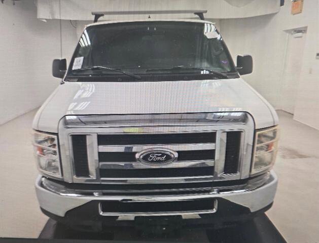2010 Ford E-350 and Econoline 350 in Blauvelt, NY 10913 - 18046292 52