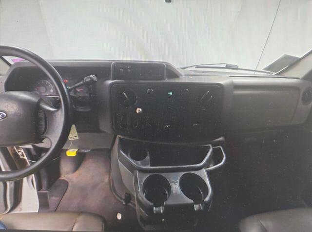 2010 Ford E-350 and Econoline 350 in Blauvelt, NY 10913 - 18046292 61