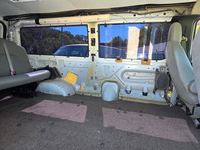 2010 Ford E-350 and Econoline 350 in Blauvelt, NY 10913 - 18046292 50