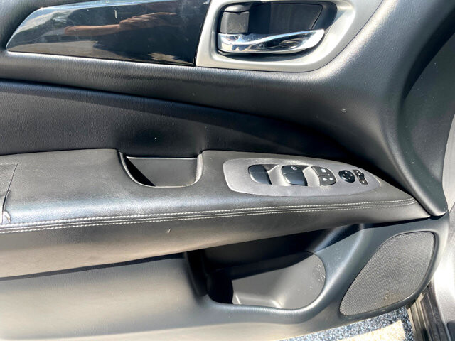 2020 Nissan Pathfinder in Baltimore, MD 21225 - 18046298 44