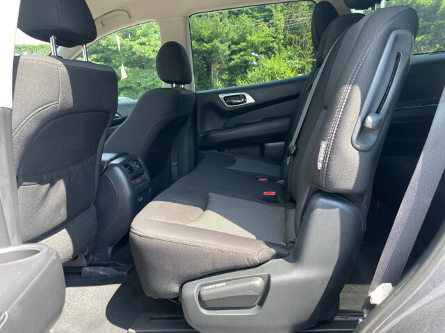 2020 Nissan Pathfinder in Baltimore, MD 21225 - 18046298 33