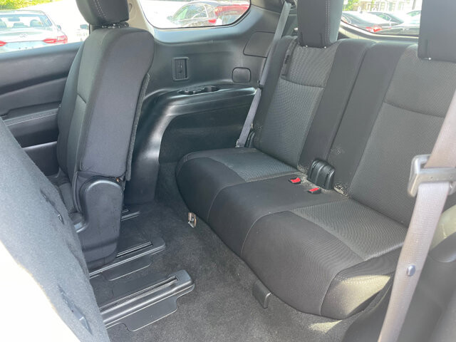 2020 Nissan Pathfinder in Baltimore, MD 21225 - 18046298 36