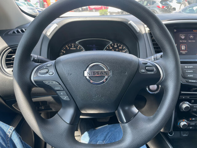 2020 Nissan Pathfinder in Baltimore, MD 21225 - 18046298 50