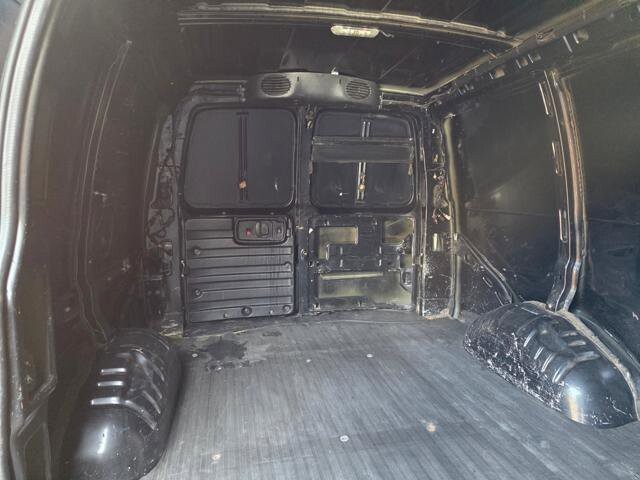 2018 Chevrolet Express 2500 in Blauvelt, NY 10913 - 18046305 47