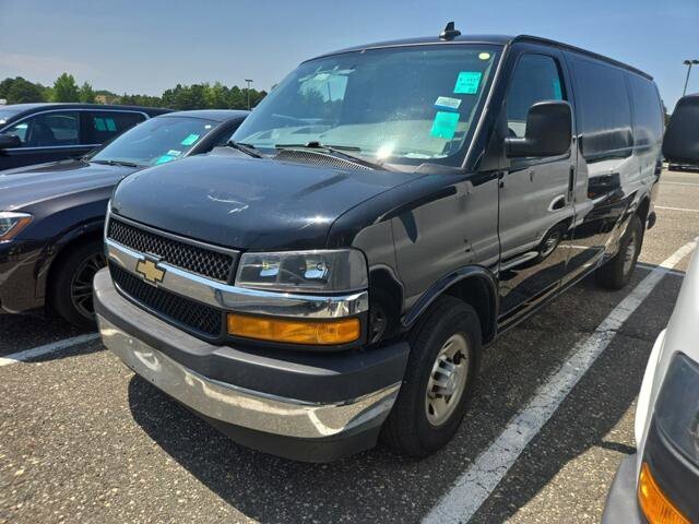 2018 Chevrolet Express 2500 in Blauvelt, NY 10913 - 18046305 53