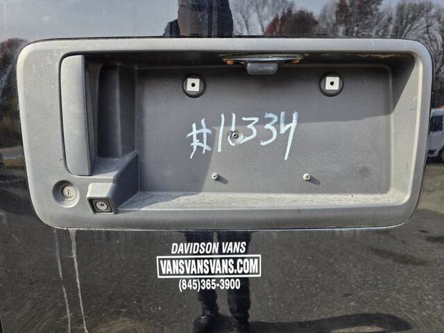 2018 Chevrolet Express 2500 in Blauvelt, NY 10913 - 18046305 42
