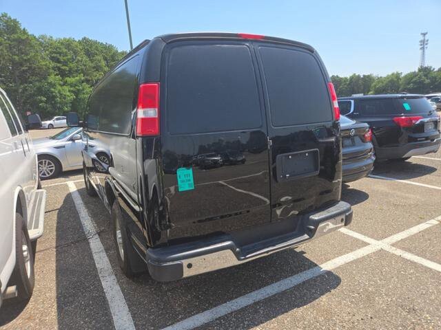 2018 Chevrolet Express 2500 in Blauvelt, NY 10913 - 18046305 54