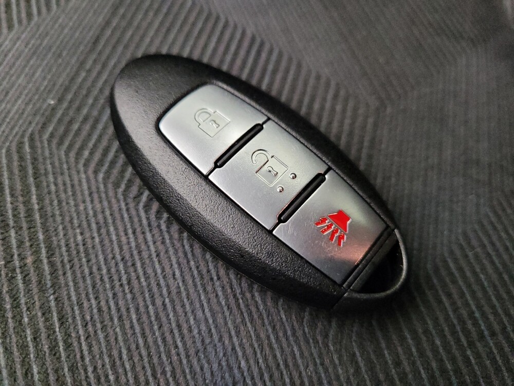 2016 Nissan Rogue in Phoenix, AZ 85022 - 18046438 32