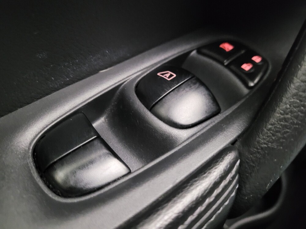 2016 Nissan Rogue in Phoenix, AZ 85022 - 18046438 27