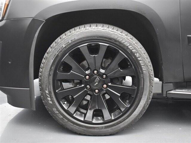 2020 Cadillac Escalade in Winchester, VA 22602 - 18046528 9