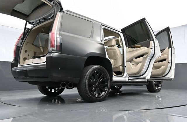 2020 Cadillac Escalade in Winchester, VA 22602 - 18046528 157