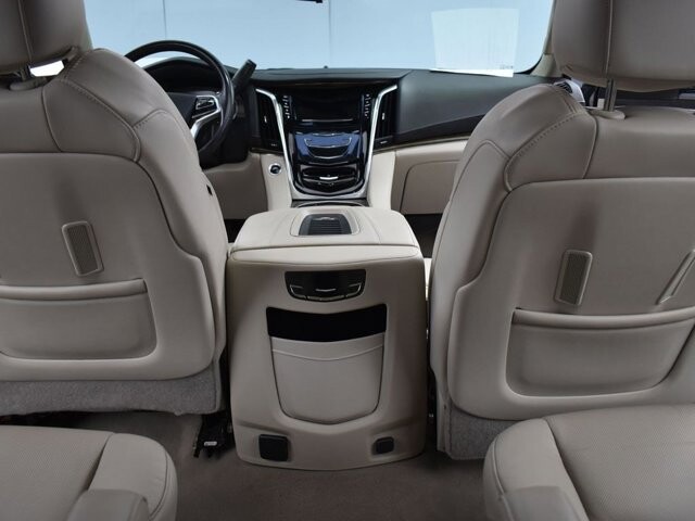 2020 Cadillac Escalade in Winchester, VA 22602 - 18046528 117