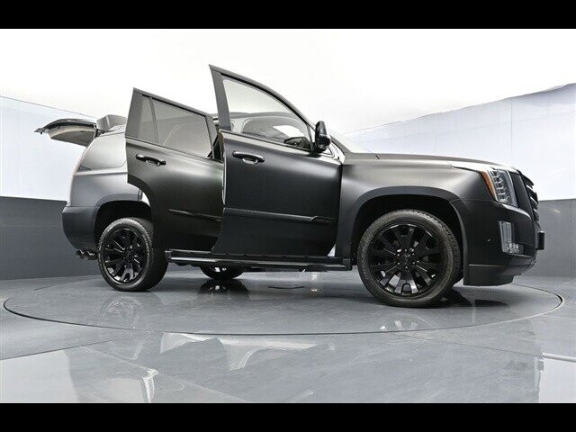 2020 Cadillac Escalade in Winchester, VA 22602 - 18046528 85