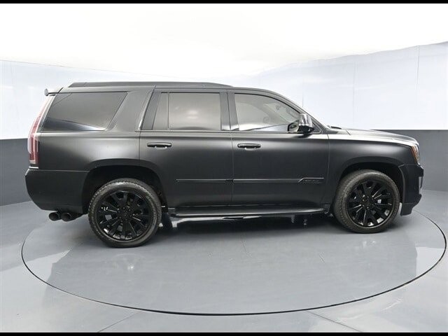 2020 Cadillac Escalade in Winchester, VA 22602 - 18046528 8