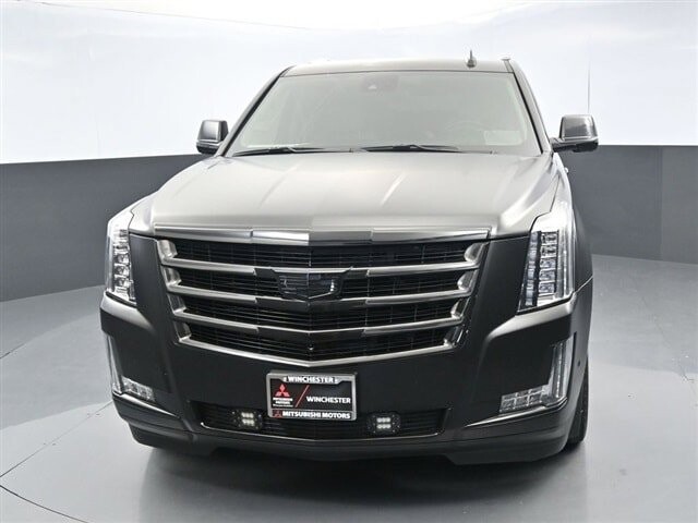 2020 Cadillac Escalade in Winchester, VA 22602 - 18046528 3