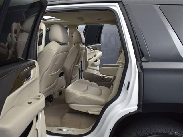 2020 Cadillac Escalade in Winchester, VA 22602 - 18046528 69