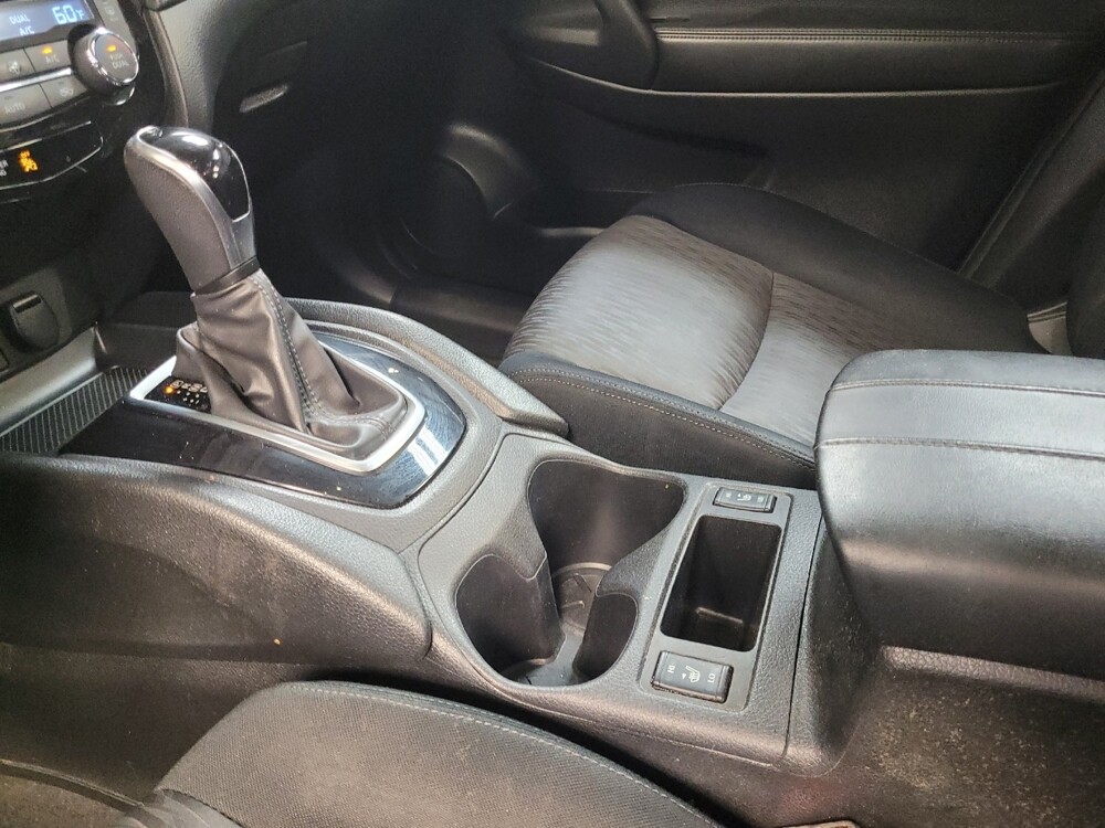 2017 Nissan Rogue in Fort Myers, FL 33907 - 18046638 26