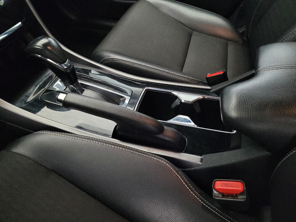 2017 Honda Accord in Pittsburgh, PA 15237 - 18046758 26