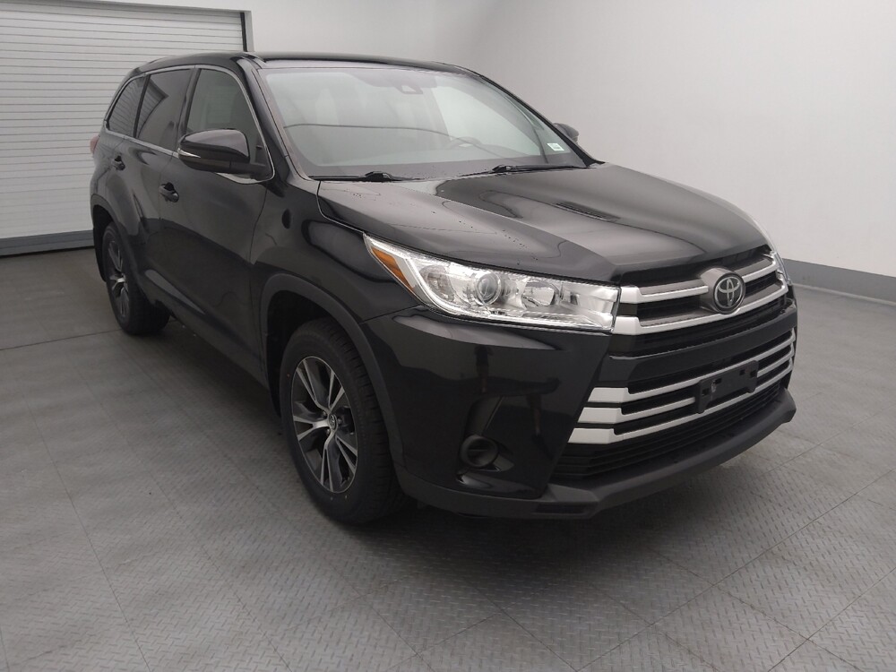 2017 Toyota Highlander in St. Louis, MO 63125 - 18046778 13