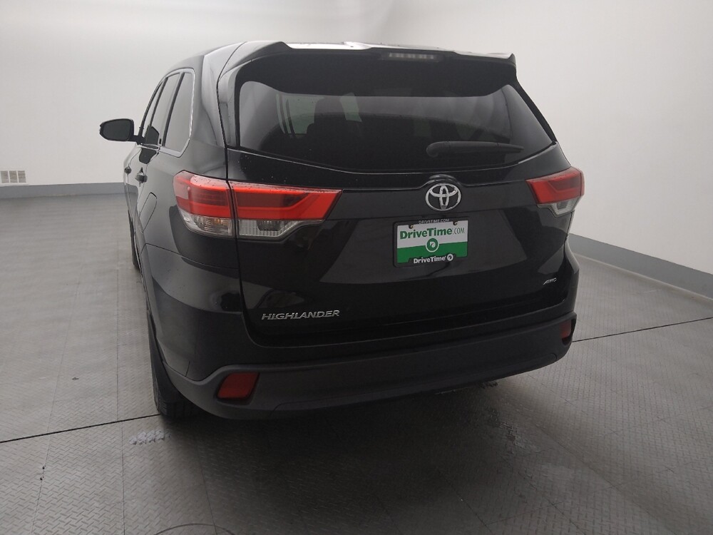 2017 Toyota Highlander in St. Louis, MO 63125 - 18046778 6