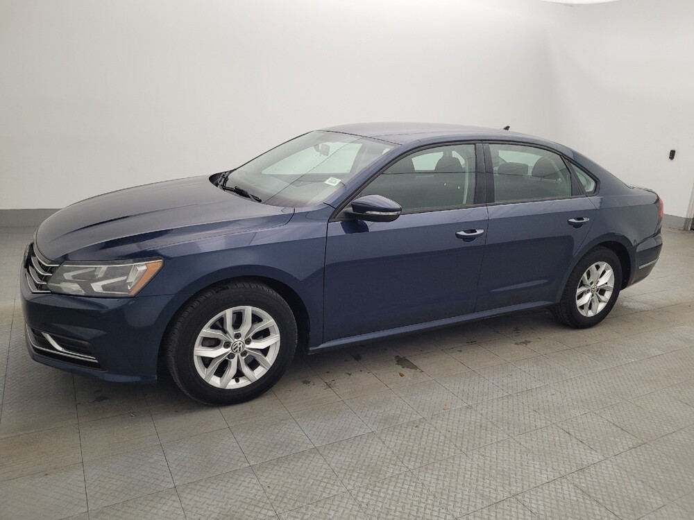 2018 Volkswagen Passat in Tampa, FL 33619 - 18046827 2