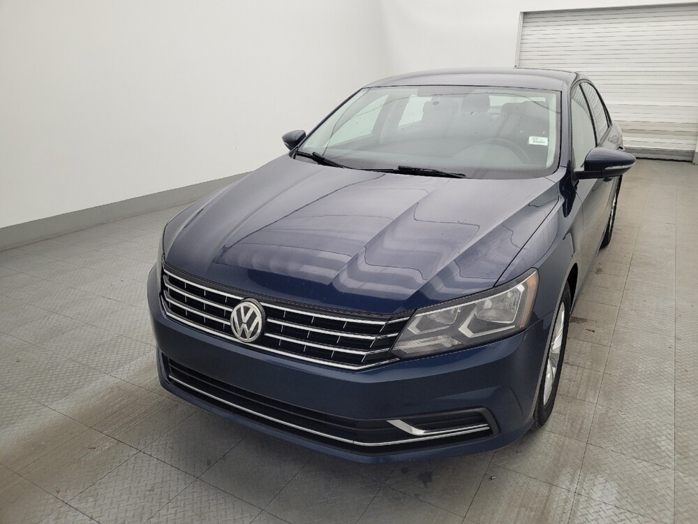 2018 Volkswagen Passat in Tampa, FL 33619 - 18046827 15