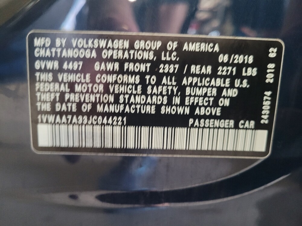 2018 Volkswagen Passat in Tampa, FL 33619 - 18046827 33